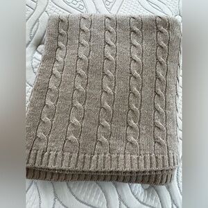 Pottery Barn Cable Knit Sweater Throw Blanket Taupe 100% Lambswool